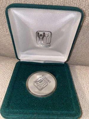 Магнитотерапевтический диск Nikken Super Mini No1421 с футляром оздоровительный магнит винтажный - Изображение 1 из 4