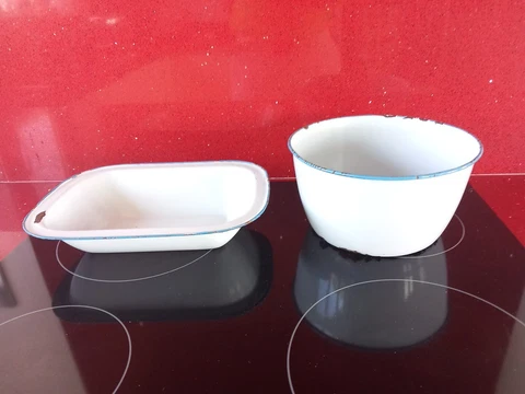 Enamel Bowl & Dish.Egg Shell Blue.Garden Planters.Country Kitchen Props.2 Items Cover
