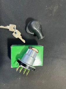 BSA TRIUMPH NORTON OEM LUCAS NEW IGNITION SWITCH & BOOT SINGLE CUT KEY - Picture 1 of 4