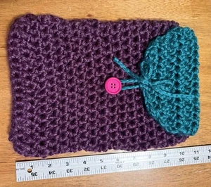 Hand Crocheted Tablet Sleeve/Cover, fits Kindle Colorsoft etc. - Afbeelding 1 van 3