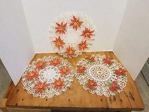 3 Doilies de Navidad de colección con flor de pascua de mediados de siglo 1960 Mad Men - Imagen 1 de 4