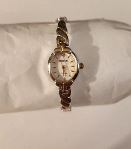 Womens Westclox Diamond Quartz Stretch Wrist Band Analog Watch Non-working - Picture 1 of 6