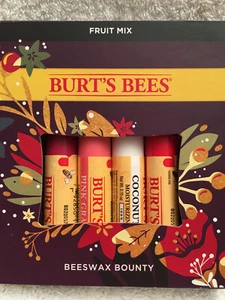 BURT'S BEES Beeswax Bounty Fruit Mix Gift Box - Picture 1 of 2