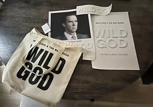 BOLSO PROMOCIONAL FIESTA LANZAMIENTO ÁLBUM NICK CAVE WILD GOD ¡CON PÓSTERS ALFILERES PEGATINAS! RARO! - Imagen 1 de 1