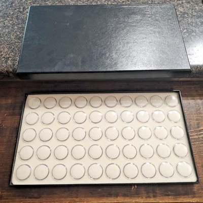 Jewelry Display Coin Jar Tray Use for Gems Beads Coins Gold Nuggets Body  50 - Image 1 of 4