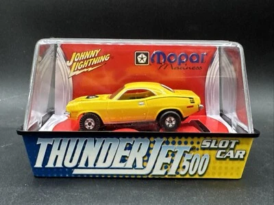 2005 Johnny lightning THUNDER JETS 500 SLOT CAR YELLOW 1970 PLYMOUTH CUDA look - Image 1 of 4