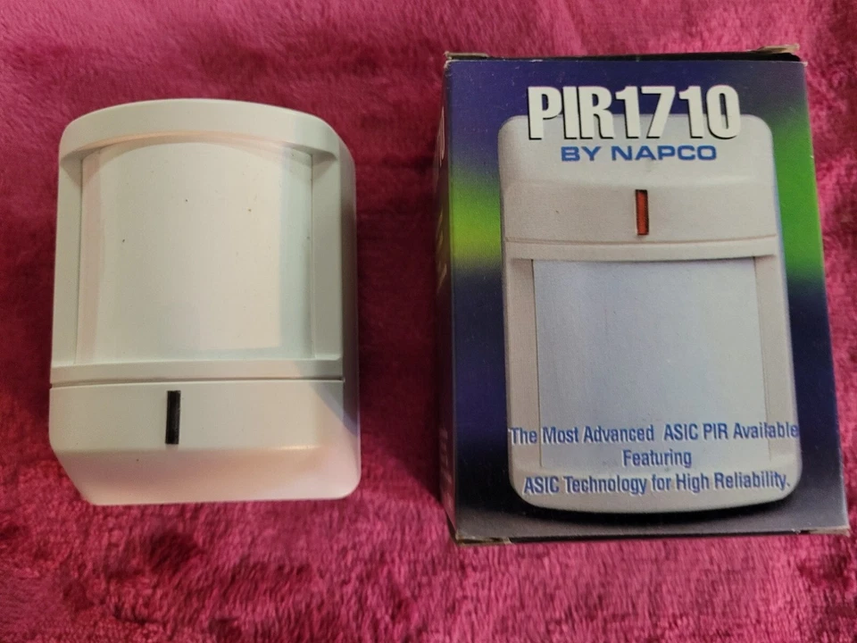 NAPCO 1710 PIR, 12 VOLT DC, FOR ALARM PANELS ONLY - Image 1 of 1
