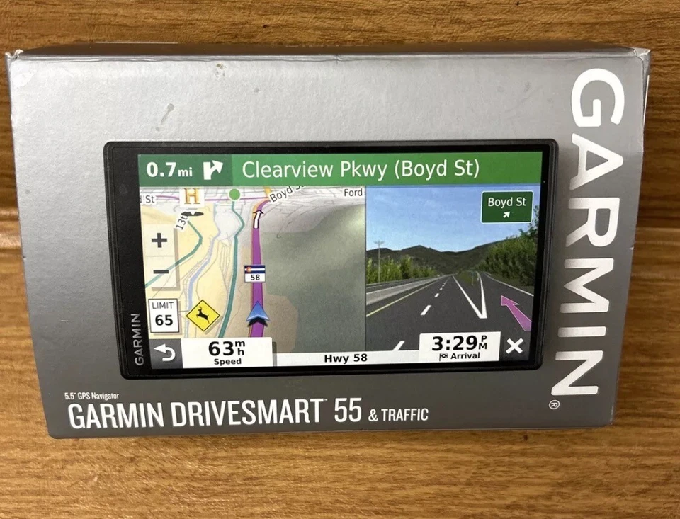 Garmin DriveSmart 55 5.5" GPS System with Real-Time Traffic New - Image 1 of 2