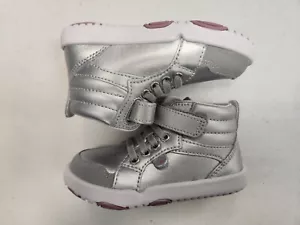 Hush Puppies H-Buddy Silver- Child Shoes, Girl's Size 6.5M (F8B-2806) - Picture 1 of 12