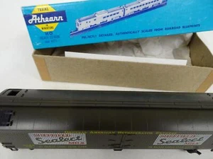 HO Scale Athearn 5343 50' Sheffield Express Milk Reefer partially assembled kit - Picture 1 of 19
