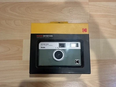 Kodak Ektar H35 Half Frame Film Camera, 35mm, Focus-Free, Bulb Function, Green - Image 1 of 3