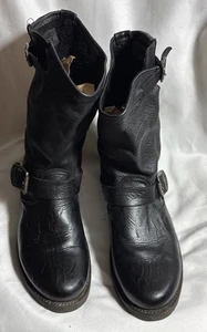 Women's FRYE Veronica Short Boot 76509 Size 7.5B Black Leather Buckle Biker - Picture 1 of 9
