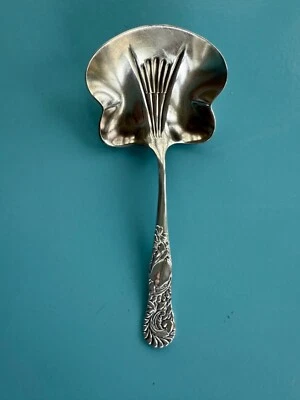 Cuchara bon bon SP Wilcox WSP Co. DE COLECCIÓN COMO NUEVA, finales del siglo XIX Foto 1 de 2