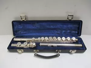 BUNDY II BY THE SELMER COMPANY U.S.A - Picture 1 of 9