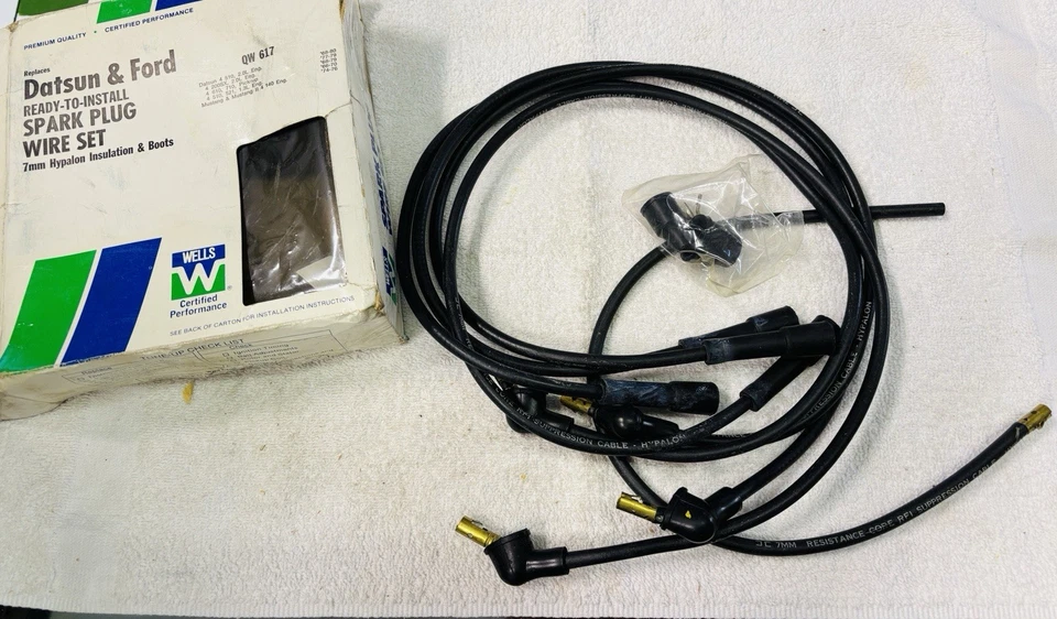 Juego de cables de bujías Wells QW-17 Datsun 200SX 610 710 Mustang Mustang II 4 cilindros Foto 1 de 3