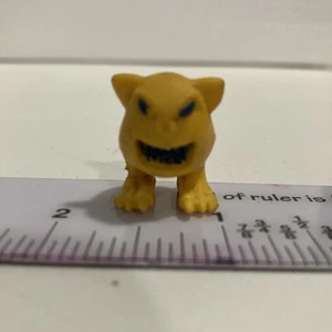 Rocks & Bugs & Things Mordle CBS/Ideal Toys - Yellow 7/8” Tall Vintage - Picture 1 of 8