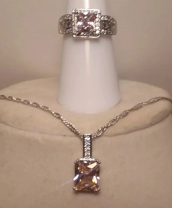 NEW Women Jewerly Set Pink Cubic Zirconia Pendant Necklace Sterling silver ring - Image 1 of 4