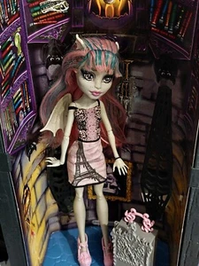 Monster High Rochelle Goyle Scaris City of Frights Mattel Doll 2012 (G1) Y0381 - Bild 1 von 7