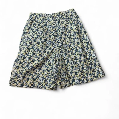 Vintage Liz Claiborne Lizgolf Pleated Floral Shorts - Image 1 of 4