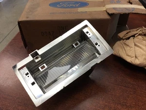 NOS 1979 1985 1991 Ford Crown Victoria & Marquis Cornering Light Left LH Side - Picture 1 of 14