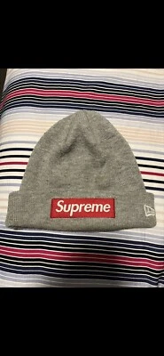 Gorro Supreme New Era con logotipo de caja (FW18) Foto 1 de 4