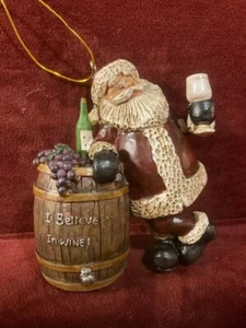 Santa Believes in Wine! - Christmas ornament - Picture 1 of 2