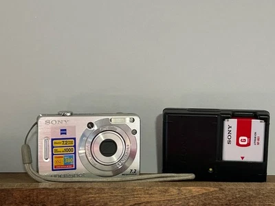 Câmera Digital Sony Cybershot DSC-W55 7.2MP, Carregador, Bolsa - Imagem 1 de 2