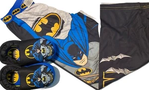Batman Boys' Pajama/Lounge Pant Size 6/7 With Matching Slippers Size 11/12 New - Picture 1 of 4