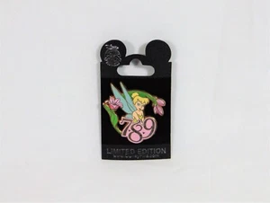 Prendedor Sassy Tinkerbell Disney 2009 fecha especial 9/07/2009 7·8·9 LE 1000 NUEVO LINDO - Imagen 1 de 1