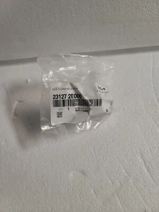 KIA CRANK SHAFT BOLT 23127 2E000 - Picture 1 of 1