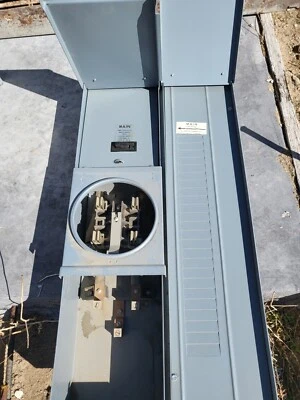 Medidor de martelo cortador soquete centro de carga 125 ampères alimentação inferior externa 24 terminais  - Imagem 1 de 2