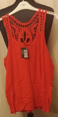 Ladies T Shirt.size 18 - Image 1 of 2