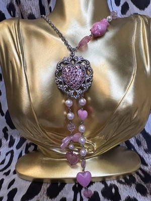 Collar Largo Tarina Tarantino Vintage I Love Hearts Rosa Caramelo Perla San Valentín Foto 1 de 4