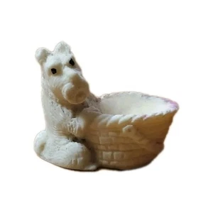 Vintage Dog Scottish Terrier Figurine Salt Stone Trinket Knick Knack - Picture 1 of 9