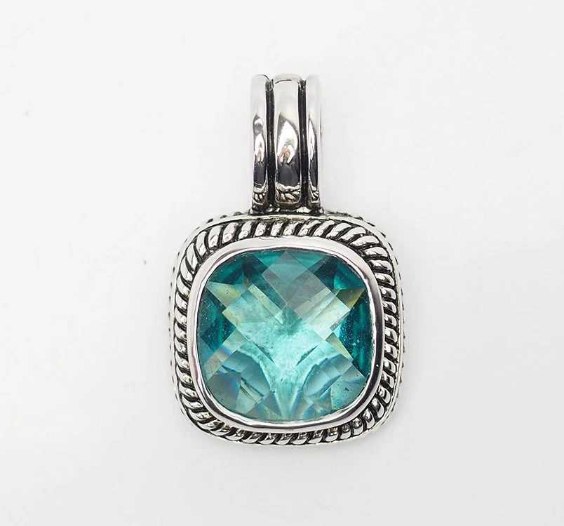 Elegante Pendente Quadrato In Cristallo Blu Sfaccettato In Argento Sterling - Immagine 1 di 3