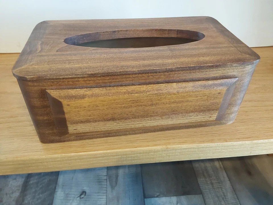 Soporte de cubierta de caja de pañuelos de madera dura hecho a mano personalizado Foto 1 de 4