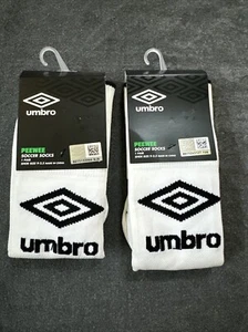 2 Pair Of Umbro Peewee Boys & Girls Soccer Socks White: Shoe Size 9-2.5 NEW - Picture 1 of 2