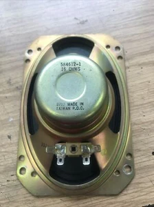 584612-1 SPEAKER 16 ohm OVAL 6X4 - Picture 1 of 2