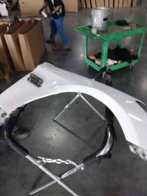 Guardabarros derecho pasajero cupé compatible con 09-16 GENESIS 588438 Foto 1 de 2