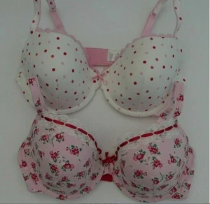 Set reggiseni M&S 2 rosa bianco stampa rosa e macchie taglia 30 A, D - Foto 1 di 6