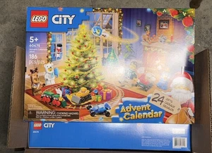 LEGO® City Advent Calendar (2025) 60475 - Picture 1 of 3