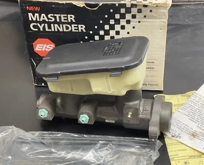 Cilindro maestro EIS E150296 para Buick Roadmaster 1991-92 Foto 1 de 4