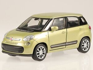 Fiat 500L 500 L Minivan green metallic diecast model car 43658 Welly 1:37