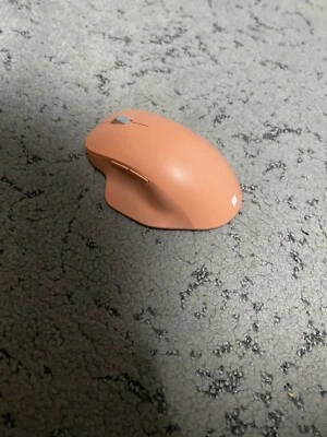 Mouse Microsoft (rueda de desplazamiento rota) Foto 1 de 4