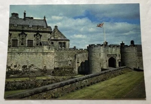 Stirling Castle Entry & Garden Scotland. Postcard (C3) - Picture 1 of 2