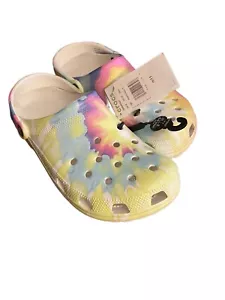 Zuecos Crocs clásicos tie dye zapatos sin cordones M11 - Imagen 1 de 8