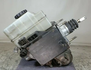 1999-2002 Landcruiser Anti-Lock Brake Pump w/ Master Cylinder - #47210-60012 - Picture 1 of 7