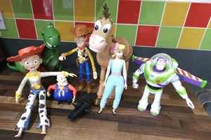 Toy Story Woodys Roundup Gang Mattel inkl Stinky Pete - Bild 1 von 9