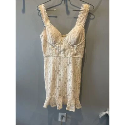 Vestido de encaje crema para mujer pequeño mini manga acampanada forrado de verano nuevo con etiquetas por Azura Foto 1 de 3
