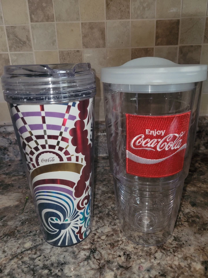 Taza vaso Tervis Coca Cola 24 oz y taza vaso Royal Carribbean Coca Cola 16 oz Foto 1 de 1
